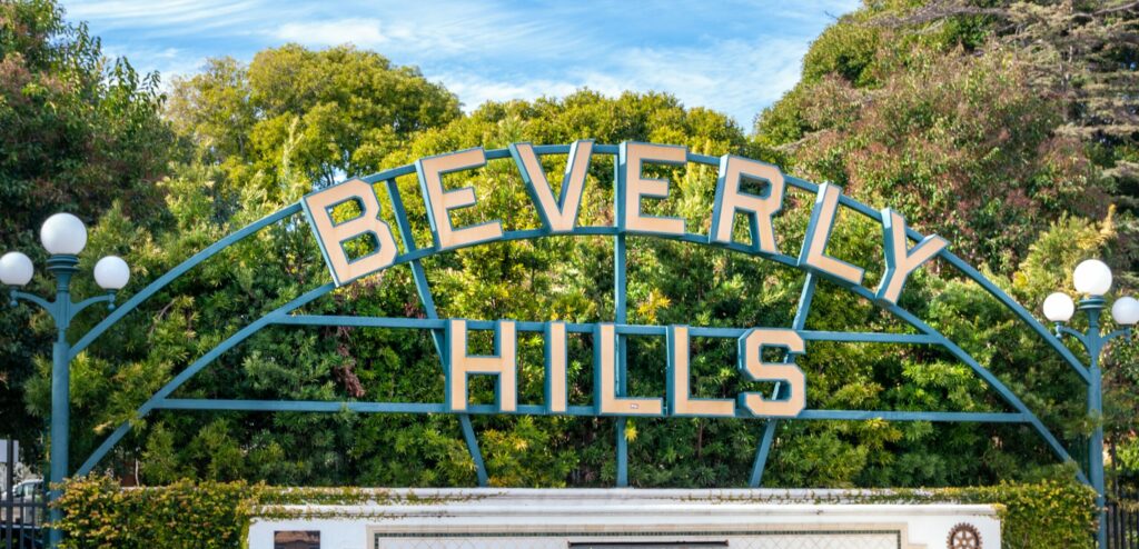A picture of beverly hills, CA sign for the purpose of adding images and scenery to our Los Angeles Notary Now website.
